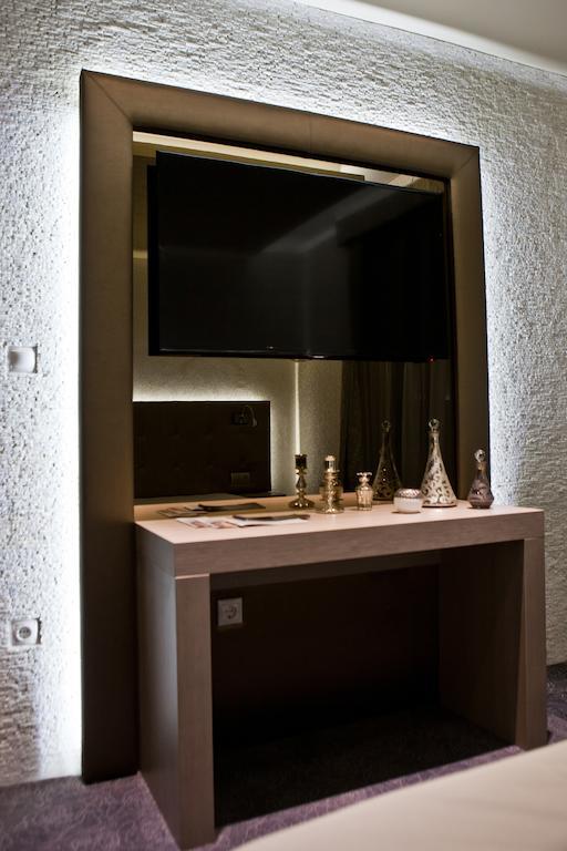 Mirage Hotel Sárvár Cameră foto
